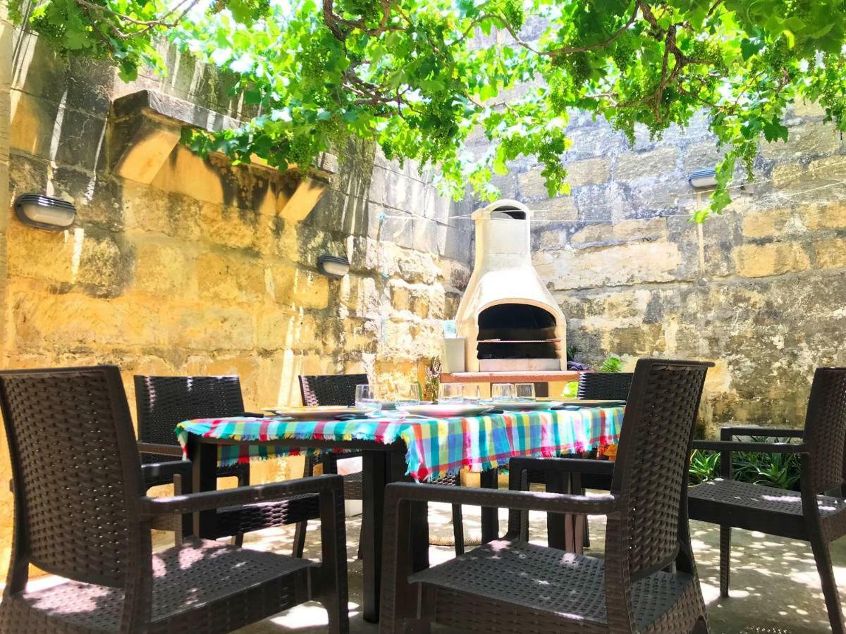 Ta'Martin Farmhouse Xewkija Gozo Eksteriør bilde